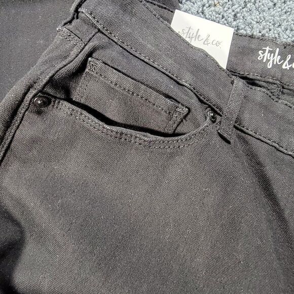 Style& Co Womens Black Skinny Leg Jeans Size 4 - Picture 7 of 9